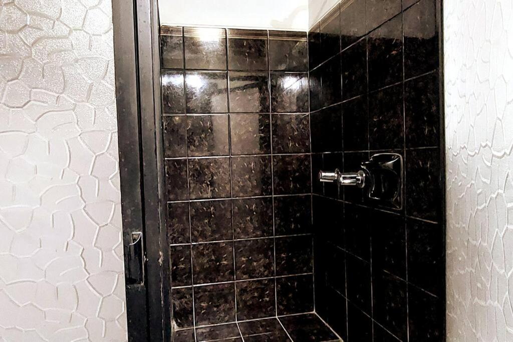 Apartamento Entero En Centro De Miraflores - 2 Habitaciones Лима Экстерьер фото